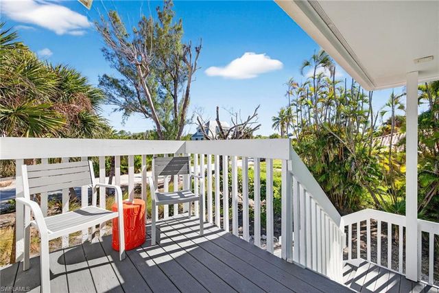 280 Southwinds DR, Sanibel, FL 33957