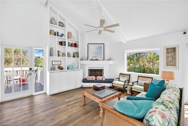 280 Southwinds DR, Sanibel, FL 33957