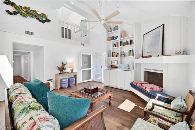 280 Southwinds DR, Sanibel, FL 33957