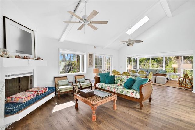 280 Southwinds DR, Sanibel, FL 33957