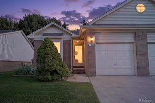 4044 Heatherwood Court, Warren, MI 48092