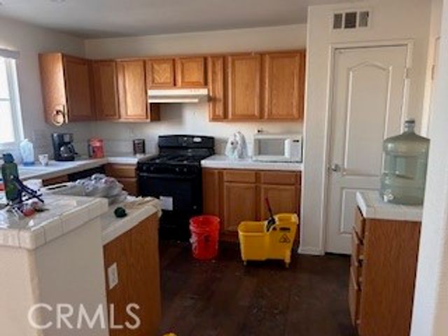 16915 GRAND TRIASSIC Lane, Victorville, CA 92394