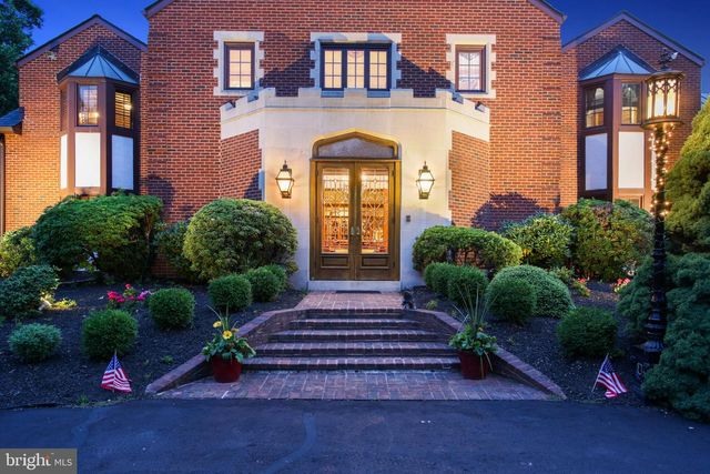 2415 CHESTER SPRINGS RD, Chester Springs, PA 19425