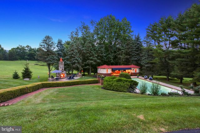 2415 CHESTER SPRINGS RD, Chester Springs, PA 19425