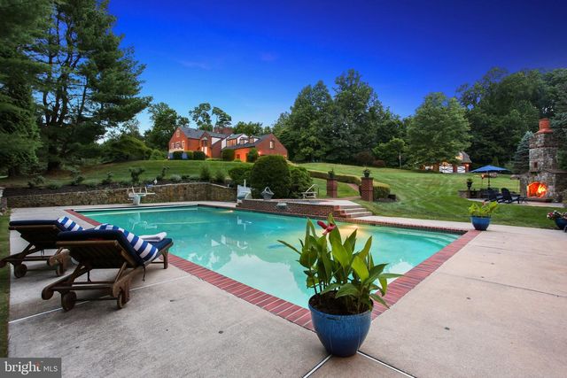 2415 CHESTER SPRINGS RD, Chester Springs, PA 19425