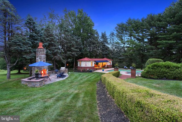 2415 CHESTER SPRINGS RD, Chester Springs, PA 19425