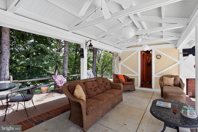 2415 CHESTER SPRINGS RD, Chester Springs, PA 19425