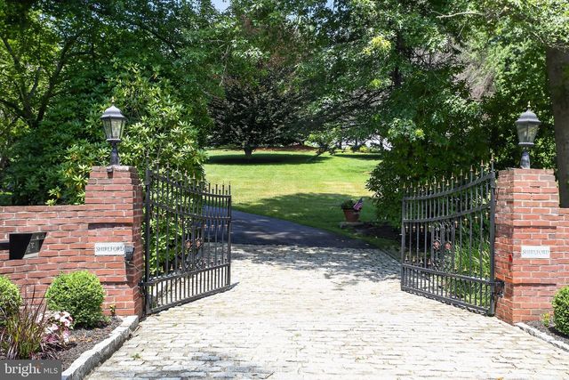 2415 CHESTER SPRINGS RD, Chester Springs, PA 19425
