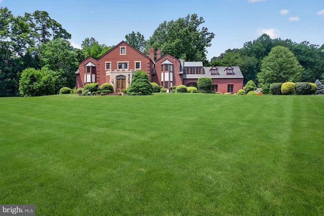 2415 CHESTER SPRINGS RD, Chester Springs, PA 19425