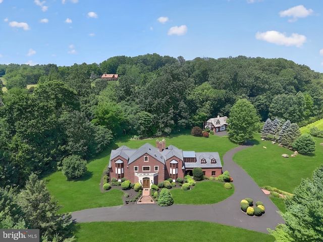 2415 CHESTER SPRINGS RD, Chester Springs, PA 19425