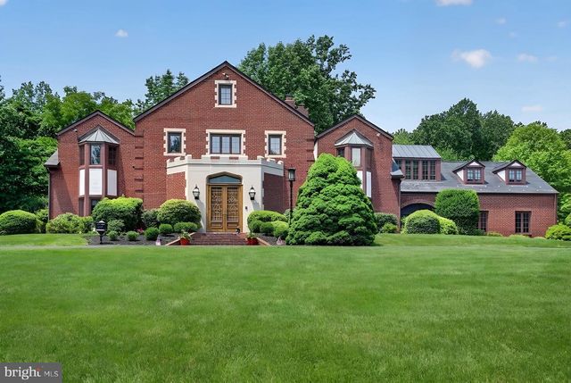 2415 CHESTER SPRINGS RD, Chester Springs, PA 19425