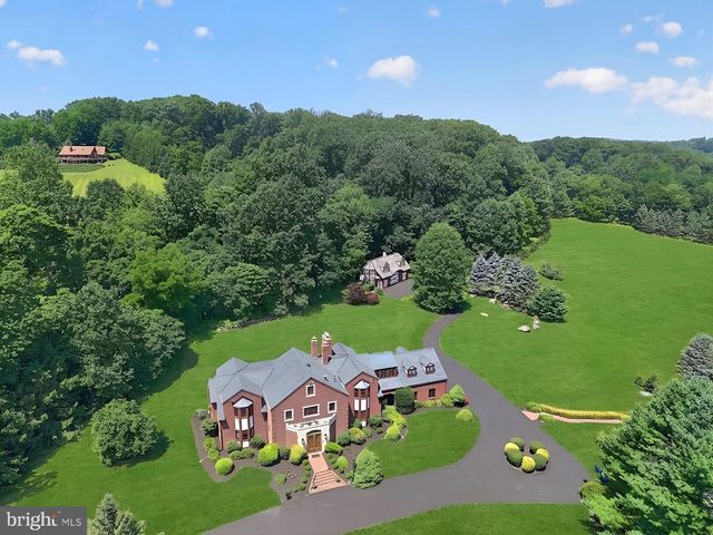 2415 CHESTER SPRINGS RD, Chester Springs, PA 19425