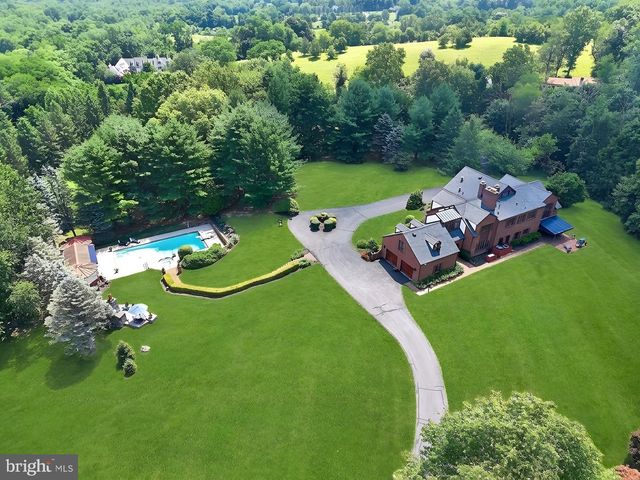 2415 CHESTER SPRINGS RD, Chester Springs, PA 19425