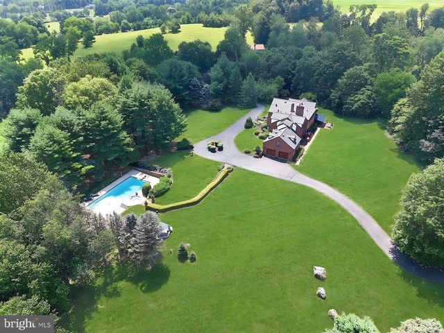 2415 CHESTER SPRINGS RD, Chester Springs, PA 19425