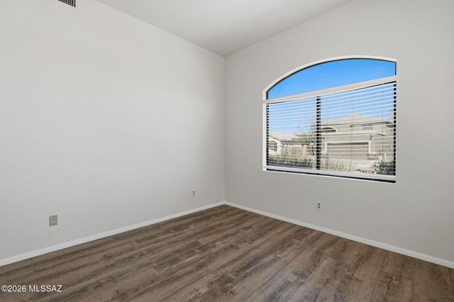 10016 E Paseo San Ardo, Tucson, AZ 85747