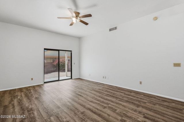 10016 E Paseo San Ardo, Tucson, AZ 85747