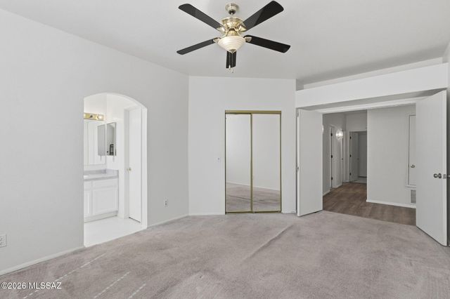 10016 E Paseo San Ardo, Tucson, AZ 85747