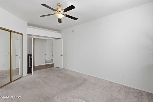 10016 E Paseo San Ardo, Tucson, AZ 85747