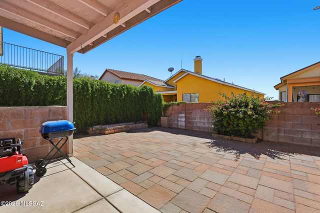 10016 E Paseo San Ardo, Tucson, AZ 85747