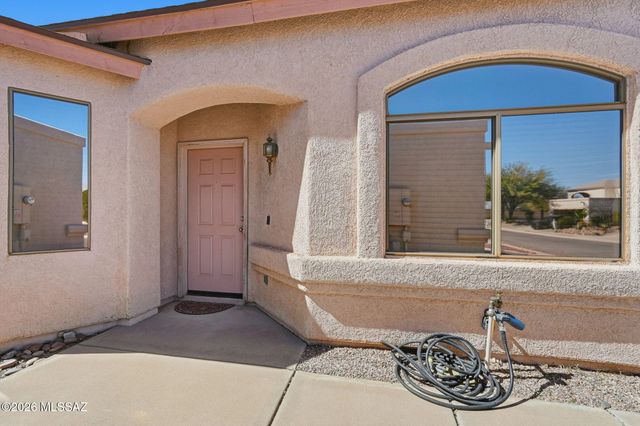 10016 E Paseo San Ardo, Tucson, AZ 85747