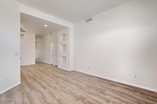 10016 E Paseo San Ardo, Tucson, AZ 85747