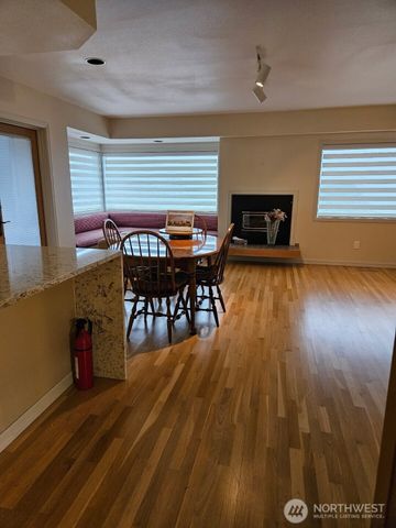 61 Leschi Drive SW, Steilacoom, WA 98388