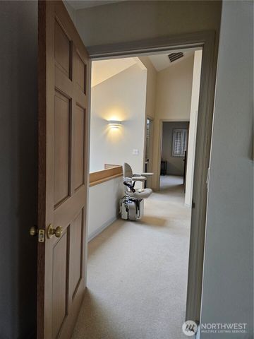 61 Leschi Drive SW, Steilacoom, WA 98388