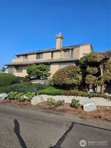 61 Leschi Drive SW, Steilacoom, WA 98388