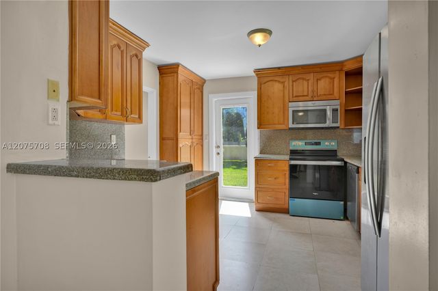 8775 SW 53rd Ct REAR, Miami, FL 33143