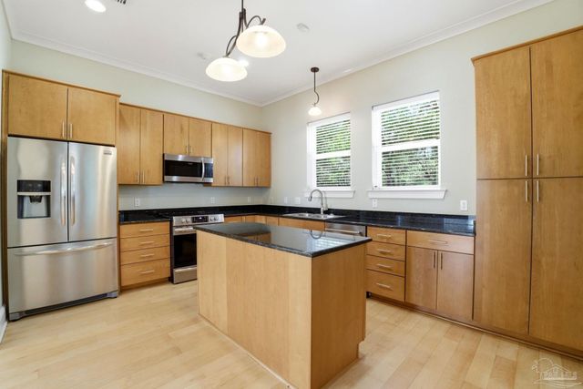 16258 Bocaccio Dr, Pensacola, FL 32507