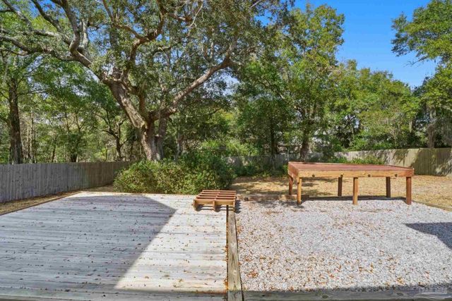 16258 Bocaccio Dr, Pensacola, FL 32507