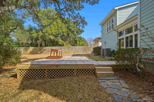 16258 Bocaccio Dr, Pensacola, FL 32507