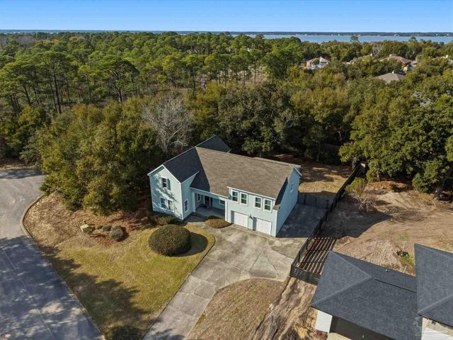 16258 Bocaccio Dr, Pensacola, FL 32507