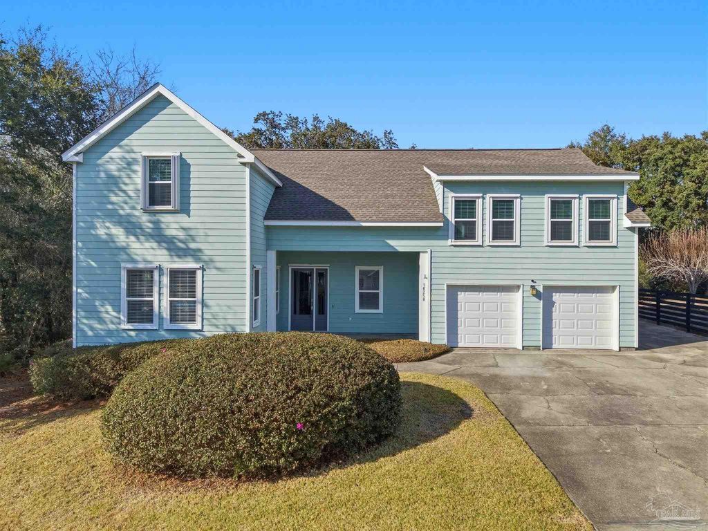 16258 Bocaccio Dr, Pensacola, FL 32507