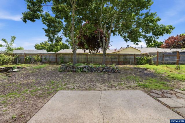 4658 Squire Ct NE, Salem, OR 97301