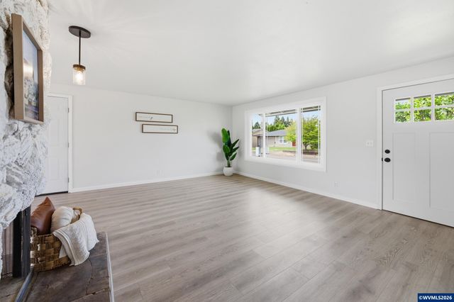 4658 Squire Ct NE, Salem, OR 97301