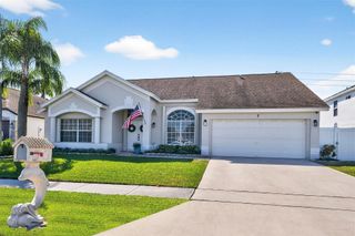 2 Meadows Park Lane, Boynton Beach, FL 33436