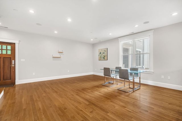 14 Pearl Street C, Somerville, MA 02145