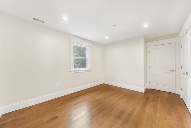 14 Pearl Street C, Somerville, MA 02145