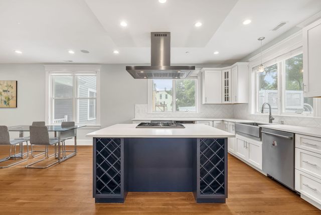 14 Pearl Street C, Somerville, MA 02145