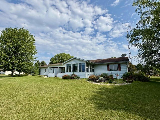 3301 W Provincial Lane, Beloit, WI 53511