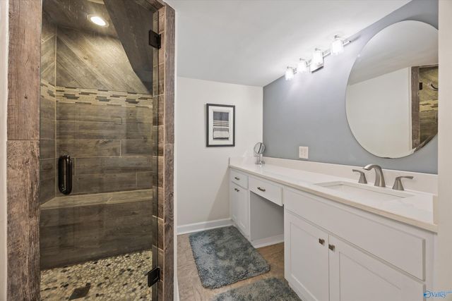 124 Catherine Drive, Owens Cross Roads, AL 35763