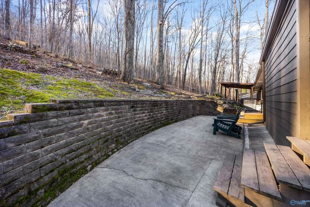 124 Catherine Drive, Owens Cross Roads, AL 35763