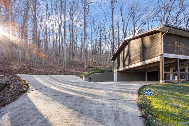 124 Catherine Drive, Owens Cross Roads, AL 35763