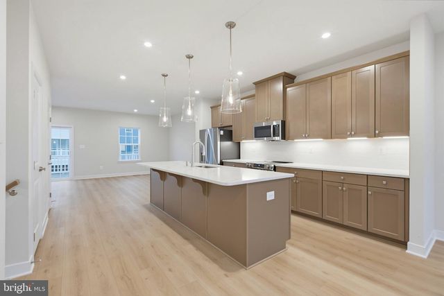 14408 FREEDOM LN, Manassas, VA 20112