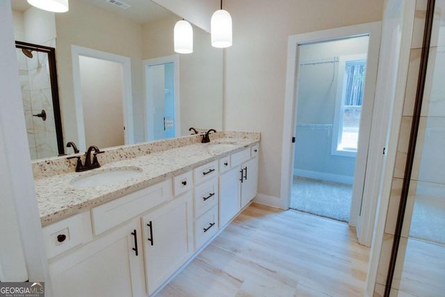 1165 Watersedge Cove, Tignall, GA 30668