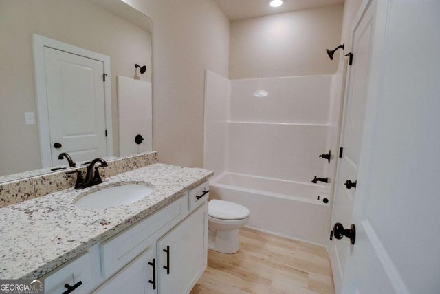 1165 Watersedge Cove, Tignall, GA 30668