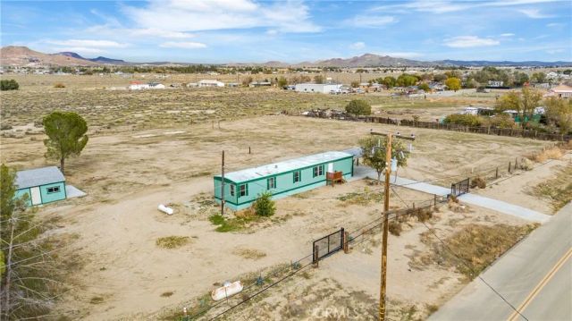 6173 Holiday, Rosamond, CA 93560