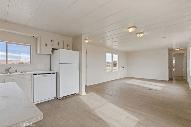 6173 Holiday, Rosamond, CA 93560