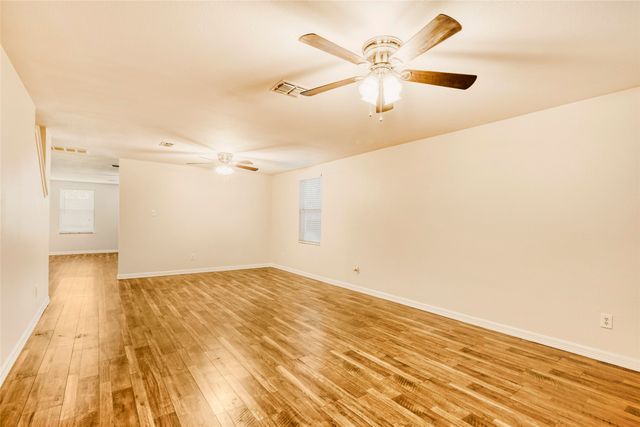 2608 Oak Crest Drive, Little Elm, TX 75068